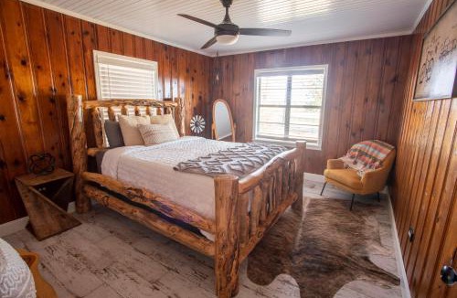Russellville House | Nebos Foot Hiking and Biking Cabin
