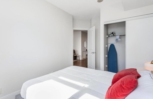 Downtown Mississauga Apartment | NestKey Suites - Premium Furnished Residences