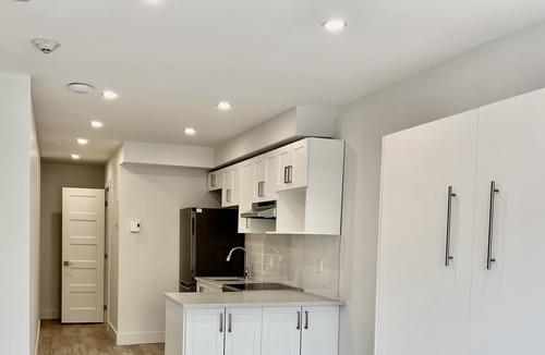 La Petite-Patrie Apartment | New Construction Modern Studio Loft | Montreal