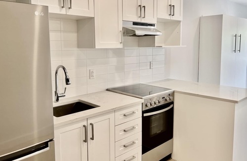 La Petite-Patrie Apartment | New Construction Modern Studio Loft | Montreal
