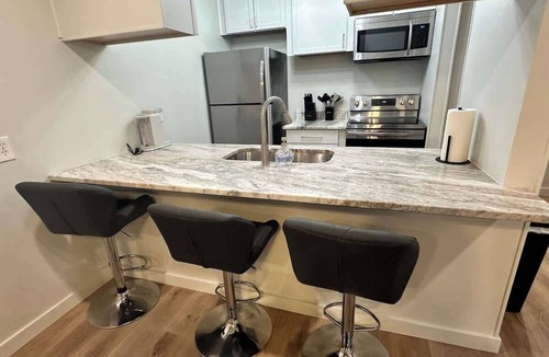 Richardson House | New Designer 3BR Retreat | Central Richardson