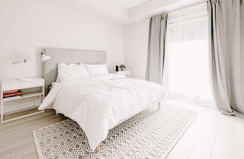 North York House | New Modern Private Bedroom in a Luxury Town Home B
