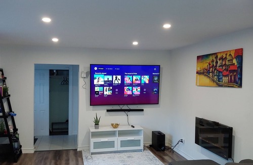 Alcona Cottage | Newly renovated Cozy Cottage with a Condo feel!