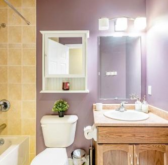 Guelph House | Nimo Homestay