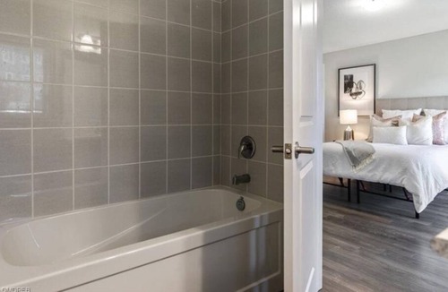 Hamilton House | Noah's Amazing Home