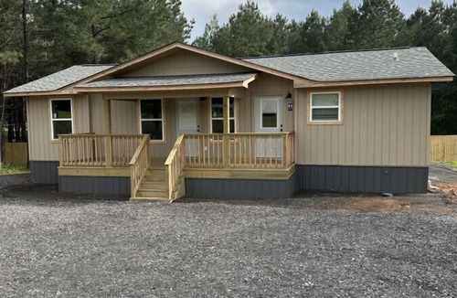 Dardanelle RV Rental | Nordin`s Escapes RV/Camper Site 1, near Lake Dardanelle, Mt. Nebo, and Mt. Petit Jean