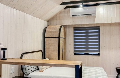 Roseneath Cabin | Oak View Cabin Nordic Modern Newly Renovated