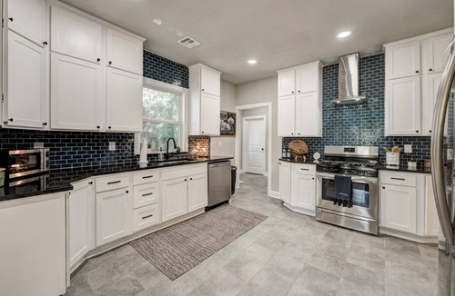 Cherry Street House | Oasis Off Cherry St.