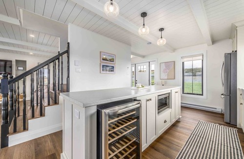 Port de Grave House | Ocean Front 3Bdrm Saltbox 'SeaForever' w/Hot Tub