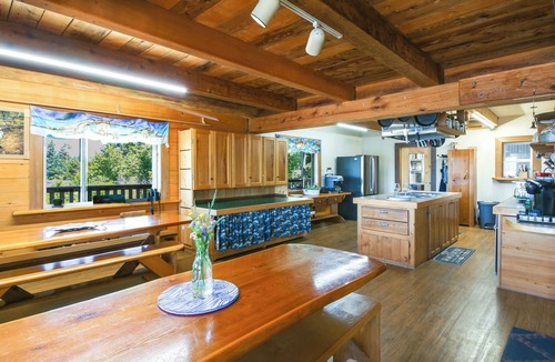 Coffman Cove House | Ocean Front & Private Beach! Coffman Cove Lodge