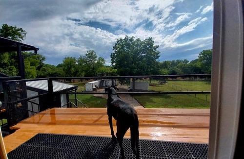 Dennis House | Off-grid Shipping Container Metal Home Hybrid Getaway on the river! Sleeps 8!