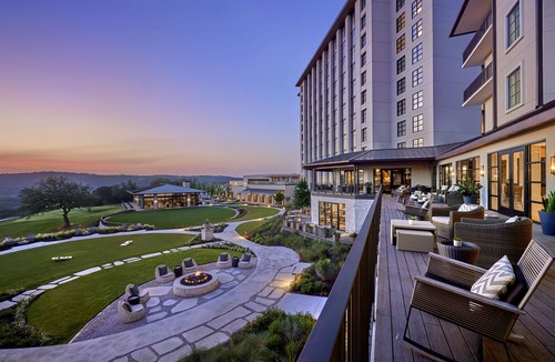 Cabin Ridge Estates Resort | Omni Barton Creek Resort & Spa Austin