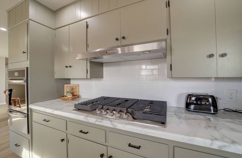 Bristow Cottage | On Route 66! Bristow Home w/Spacious Yard
