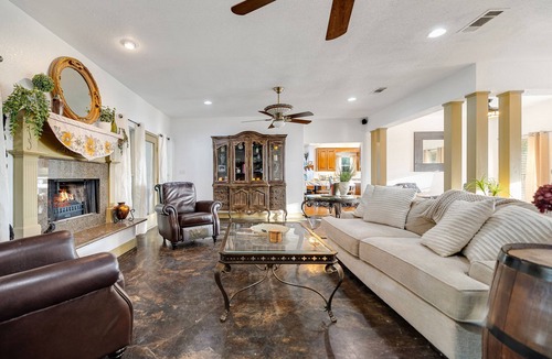 Van Alstyne House | Optional Wedding Barn Pickleball Volleyball Cornhole Ping Pong Fire Pit Foosball