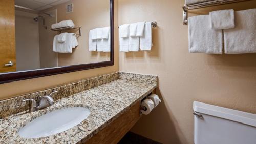 Eureka Springs Historic District Hotel | Osage Creek Lodge