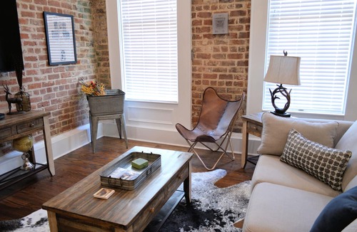 Central Business District Condo | Outdoors and Adventure themed, Historic luxury condo, 2 blocks from French Quart