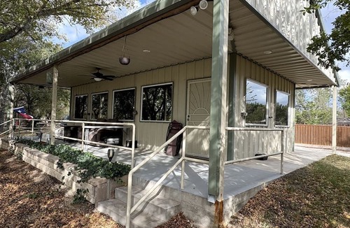 Graford Cabin | Overview Captain's Cabin | Perfect for Water Activities
