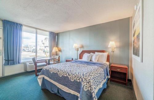 Mountain View Hotel | Ozark Junction Inn