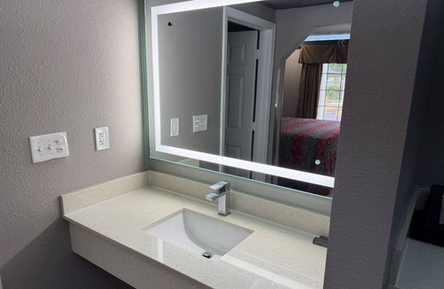 Dallas Hotel | Palace Suites Fair Park
