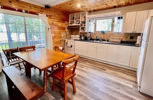 Fenelon Falls Cottage | Paradise On Sturgeon Lake