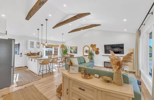 Riverside House | Park View Retreat with Hot Tub and King Size Bed