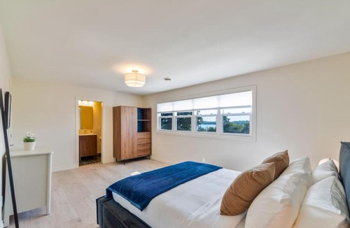 Niagara Falls Apartment | Parkway Boutique Suite B