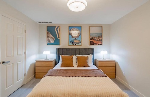 Niagara Falls Apartment | Parkway Boutique Suite D