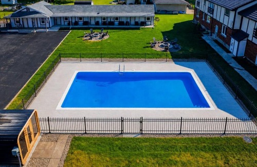 Niagara Falls Apartment | Parkway Boutique Suite 23