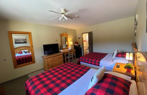 Wawa Hotel | Parkway Motel