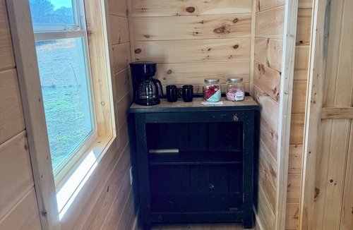 Mountain View Cabin | Peaceful Creekside Retreat on a Working Cattle Farm