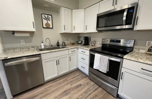 Bedford House | Peaceful Home in DFW Center