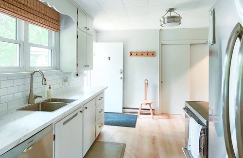 Southampton Cottage | "Peaceful Waterside Getaway: Sleeps 8, Short Stroll to Shops"