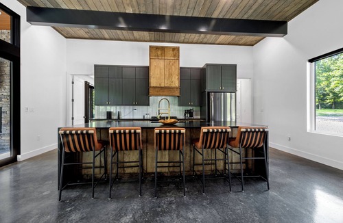 Murfreesboro House | Perfect 3-bedroom house on the Little Missouri River & minutes form lake Greeson