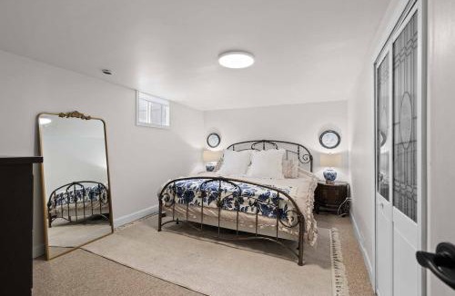 Cornwall House | Perfect Group Stay in Cornwall 3 Bedroom and Theater Room