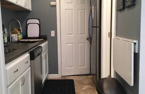 Downtown Omaha House | Pet-Friendly House Steps from Midtown Excitement