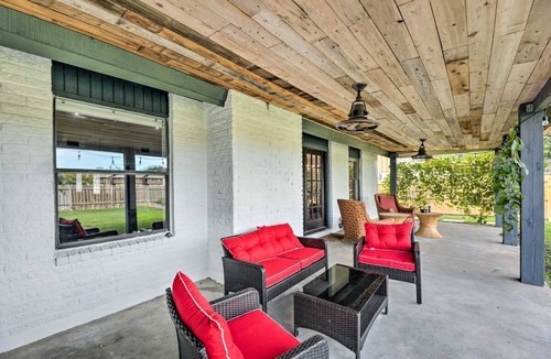 Lockhart House | Pet-Friendly Lockhart Home With Private Yard!