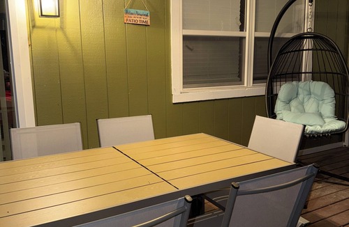 Pauline House | Phenomenal fun escape 5 bd, Full Game Room/Bar Sleeps 14+ Brand New Home