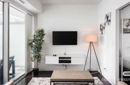 Unionville Apartment | Pine Breeze