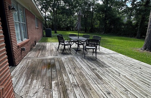 Spring House | Pinewoods Hideaway – Quiet Comfort Near It All