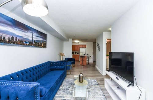 Downtown Mississauga Condo | PlanURstay - Amazing 2BR & 2BTH - Near Square One Mall