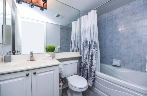 Downtown Mississauga Condo | PlanURstay - Amazing 2BR & 2BTH - Near Square One Mall