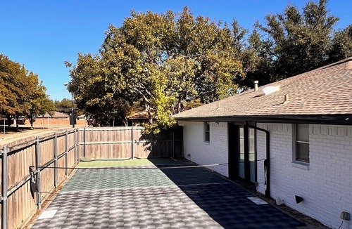 Plano House | Pool, Heated spa, Pickleball court, BBQ, Sleep 16