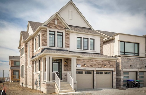 Bradford House | Premium Staycation Near Canada's Wonderland