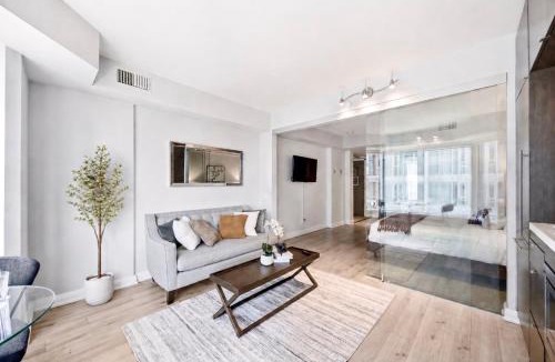 Bloor-Yorkville Apartment | Prestige 1BR, 5 Star Hotel Experience