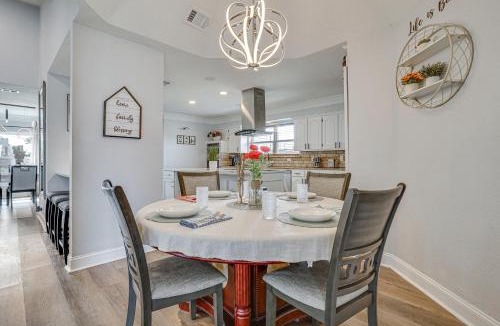 Tarrant County House | Private 1-Acre Hideaway, 2 Mi to Joe Pool Lake!