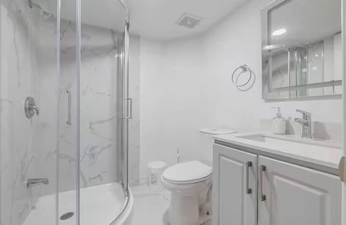 Milton Apartment | Private basement suite | Near Toronto & Niagara | Long Stays Welcome