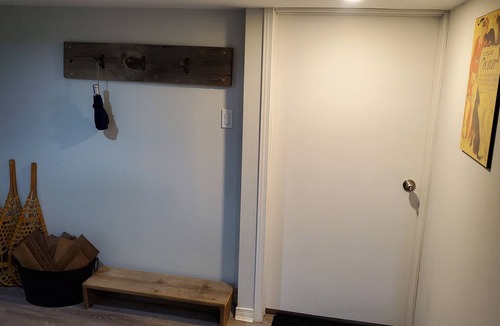 Hamilton Apartment | Private New Suite Close to McMaster