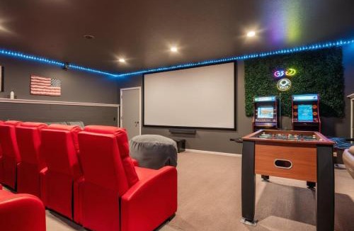 Mid America House | Private Pool Mountain Top Views & Home Theater