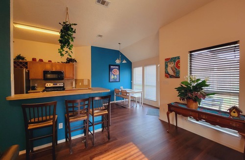 Denton Bed & Breakfast | Private room in a Beautiful house Cantrally Located