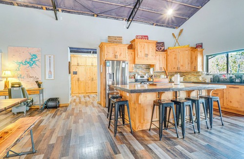 Garfield House | Private Shore Access & Games: Lakefront Getaway!